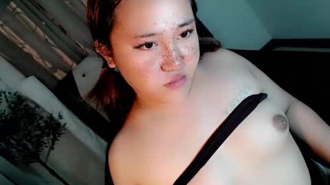 Snapshot of kyla_andrea chatting on November 15, 2025, 7:49 am kyla online show from November 15, 2025, 7:49 am