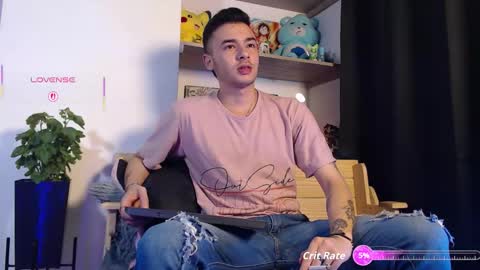 Snapshot of kyle_bratz chatting on September 21, 2025, 10:22 pm kyle online show from September 21, 2025, 10:22 pm