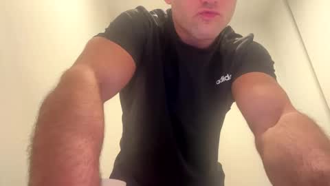 Snapshot of kylegotittt chatting on February 27, 2025, 10:59 am Hotbody545 online show from February 27, 2025, 10:59 am