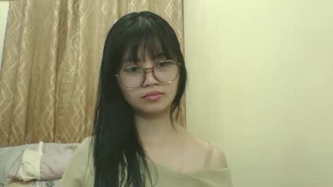 its me KYLIE online show from November 28, 2025, 12:24 am