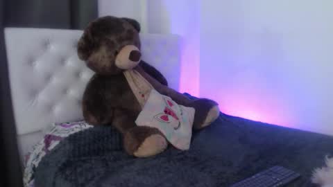 Sara online show from September 20, 2025, 3:07 am