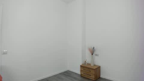 Snapshot of kylie_kathy chatting on September 12, 2025, 7:03 pm Kylie online show from September 12, 2025, 7:03 pm