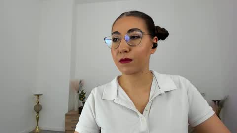 Snapshot of kylie_kathy chatting on September 23, 2025, 6:11 pm Kylie online show from September 23, 2025, 6:11 pm