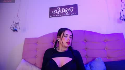 kylie_ls online show from January 13, 2025, 3:36 pm