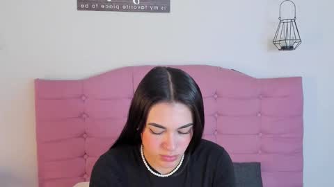 kylie_ls online show from September 23, 2025, 3:20 am