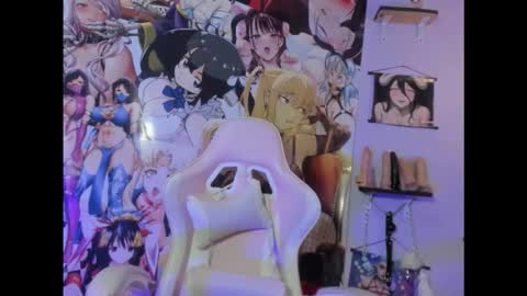  KYLIE online show from October 12, 2025, 4:33 am