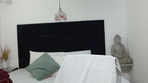 Kylie online show from September 28, 2025, 9:47 am