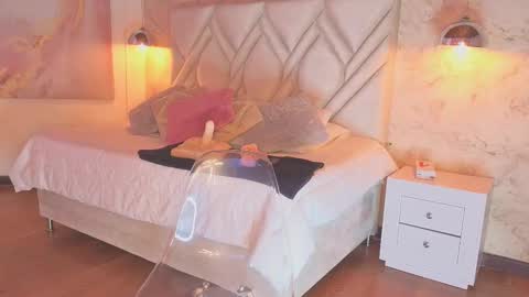 Snapshot of kylle_2050 chatting on February 21, 2025, 11:44 am Kyle online show from February 21, 2025, 11:44 am