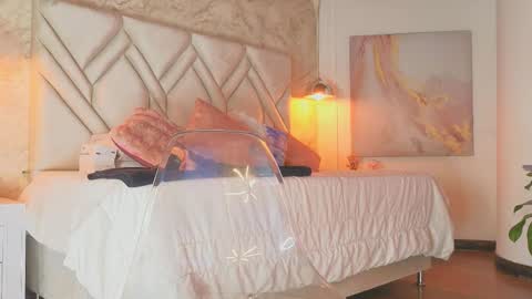 Snapshot of kylle_2050 chatting on September 19, 2025, 11:22 am Kyle online show from September 19, 2025, 11:22 am