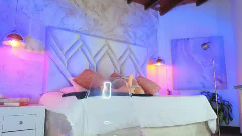 Snapshot of kylle_2050 chatting on November 23, 2025, 11:32 am Kyle online show from November 23, 2025, 11:32 am