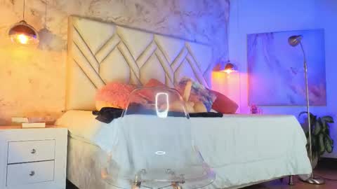 Snapshot of kylle_2050 chatting on December 14, 2025, 11:26 am Kyle online show from December 14, 2025, 11:26 am