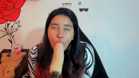 call me kim  online show from December 23, 2024, 10:23 pm