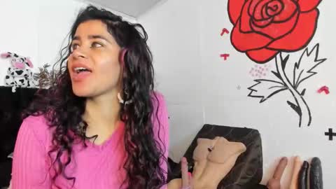 call me kim  online show from November 16, 2025, 10:43 am