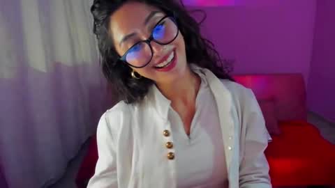 Snapshot of kymgiraldo8 chatting on October 29, 2025, 3:31 am Kym Giraldo online show from October 29, 2025, 3:31 am