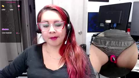 Snapshot of kyobiker223 chatting on November 30, 2025, 12:14 am kyobiker223 online show from November 30, 2025, 12:14 am