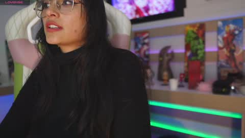 Kyomi online show from January 20, 2025, 5:27 pm