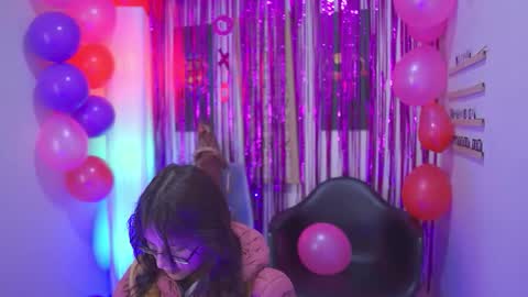 Kyomi online show from September 15, 2025, 12:16 pm