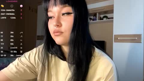 Eva online show from November 19, 2025, 10:26 am