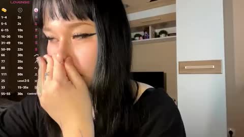 Eva online show from November 26, 2025, 11:11 am