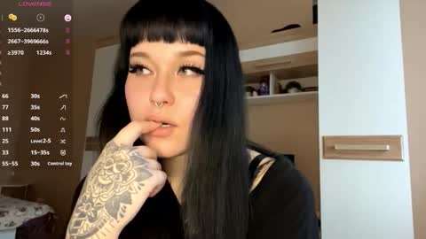 Eva online show from November 27, 2025, 10:28 am