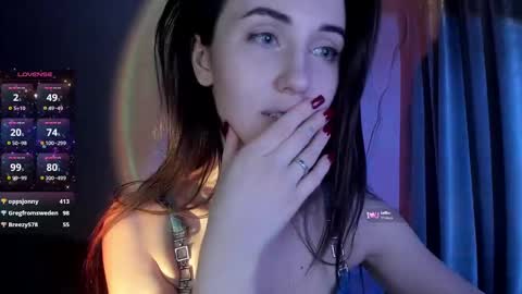 Snapshot of l1tww chatting on December 3, 2024, 9:01 pm Malika online show from December 3, 2024, 9:01 pm