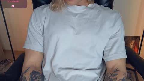 Adonis online show from November 16, 2025, 10:10 am