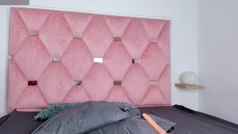 Daniela online show from October 22, 2025, 11:32 am