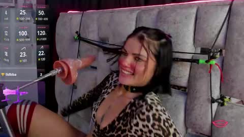 Snapshot of la_mazona chatting on January 20, 2025, 8:50 pm AMAZONA  online show from January 20, 2025, 8:50 pm