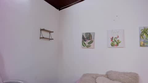 Snapshot of laara_croft chatting on October 10, 2025, 10:53 pm L A R A online show from October 10, 2025, 10:53 pm