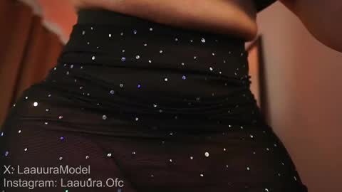 Only Fans  laauura online show from September 26, 2025, 3:38 pm