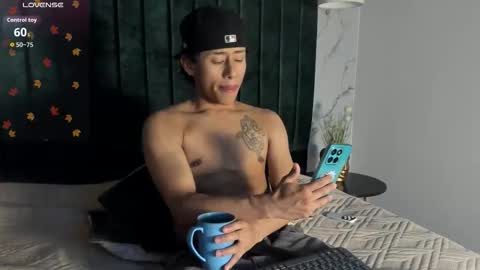 Snapshot of labrinthteasing chatting on September 15, 2025, 1:00 pm labrinthteasing online show from September 15, 2025, 1:00 pm