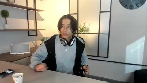 Snapshot of labrinthteasing chatting on October 12, 2025, 1:54 pm labrinthteasing online show from October 12, 2025, 1:54 pm