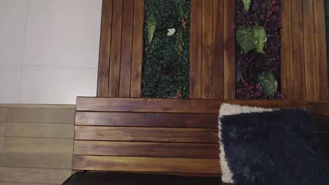 Snapshot of labrinthteasing chatting on October 18, 2025, 8:09 pm labrinthteasing online show from October 18, 2025, 8:09 pm