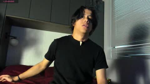 Snapshot of labrinthteasing chatting on October 27, 2025, 3:27 pm labrinthteasing online show from October 27, 2025, 3:27 pm