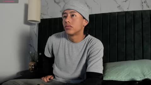 Snapshot of labrinthteasing chatting on November 28, 2025, 1:36 pm labrinthteasing online show from November 28, 2025, 1:36 pm