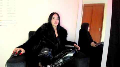 Snapshot of lace_victoria chatting on January 12, 2025, 2:14 am lace_victoria online show from January 12, 2025, 2:14 am