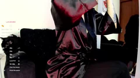 lace_victoria online show from November 24, 2025, 1:16 am