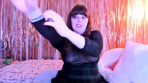 Chelsea Poe online show from December 16, 2024, 9:52 pm