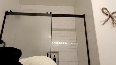 Snapshot of lacybell chatting on December 26, 2024, 9:15 pm lacybell online show from December 26, 2024, 9:15 pm