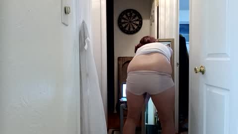 Snapshot of lacybell chatting on February 7, 2025, 12:53 am lacybell online show from February 7, 2025, 12:53 am