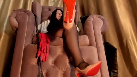 Snapshot of lady__leather chatting on March 3, 2025, 4:46 pm GoddessLeather online show from March 3, 2025, 4:46 pm
