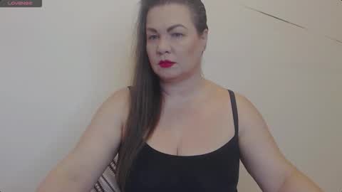 Snapshot of lady_adrianna chatting on October 10, 2025, 9:52 am Lady Adrianna online show from October 10, 2025, 9:52 am
