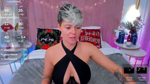 Snapshot of lady_alibi chatting on January 5, 2025, 6:13 pm AliCooper online show from January 5, 2025, 6:13 pm