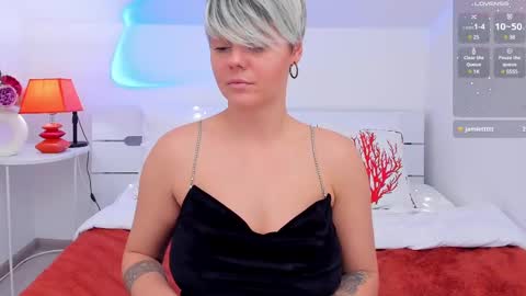 Snapshot of lady_alibi chatting on March 1, 2025, 3:16 pm AliCooper online show from March 1, 2025, 3:16 pm