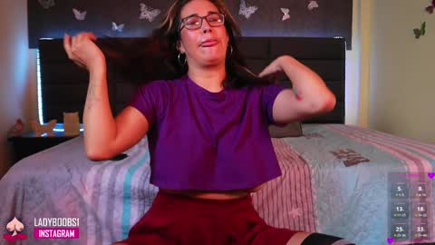 Snapshot of lady_boobs1 chatting on January 27, 2025, 3:28 pm Kathie Dicky online show from January 27, 2025, 3:28 pm