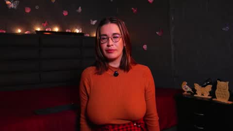 Snapshot of lady_boobs1 chatting on September 21, 2025, 1:35 pm Kathie Dicky online show from September 21, 2025, 1:35 pm