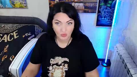 Snapshot of lady_boom_ chatting on September 19, 2025, 5:35 pm lady_boom_ online show from September 19, 2025, 5:35 pm