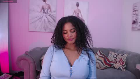 Snapshot of lady_danbury chatting on January 4, 2025, 11:59 pm Karla - Instagram lady karla1 online show from January 4, 2025, 11:59 pm