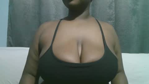 Snapshot of lady_dearra chatting on September 19, 2025, 2:35 am lady_dearra online show from September 19, 2025, 2:35 am