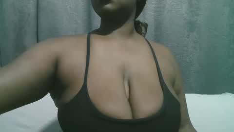 Snapshot of lady_dearra chatting on September 27, 2025, 2:27 am lady_dearra online show from September 27, 2025, 2:27 am